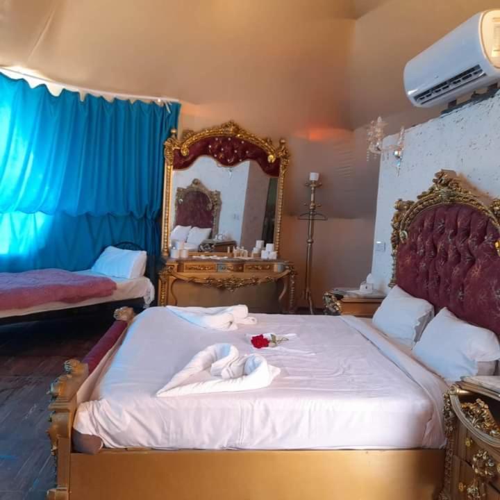 Sami Al Muzna Rum Camp Wadi Rum Phòng bức ảnh